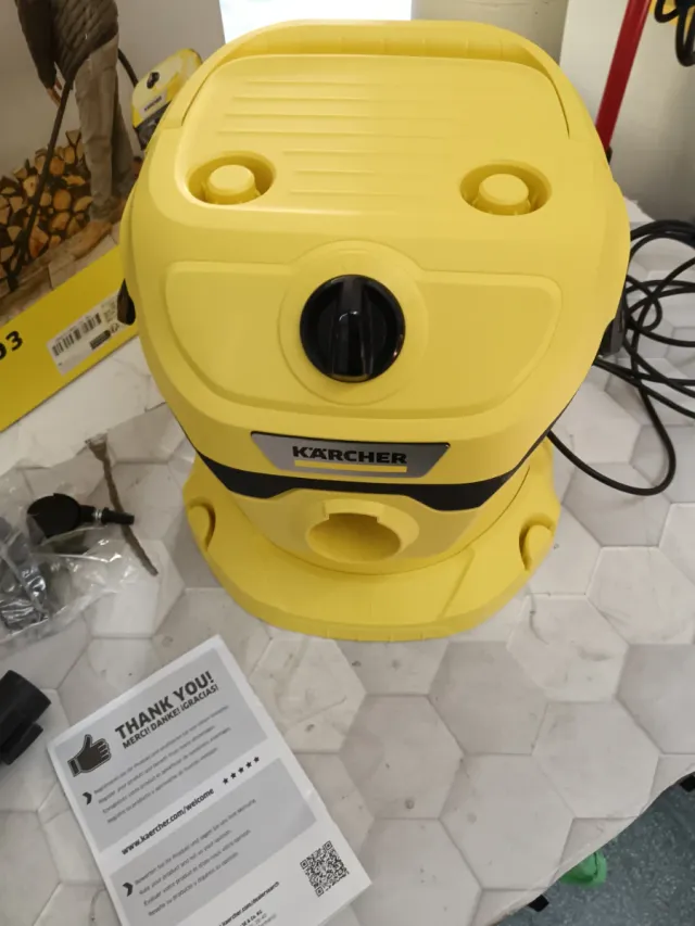 Aspirador Karcher WD 2 Plus -- 1000w