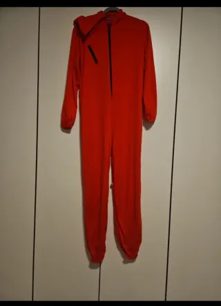Disfraz rojo mono con capucha