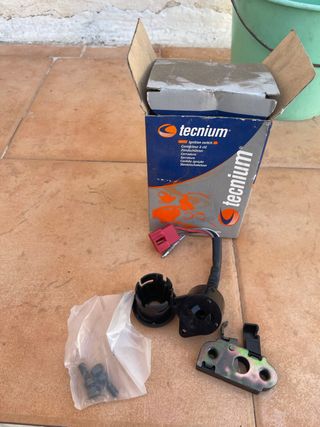 Cerradura y contactor Yamaha Jog