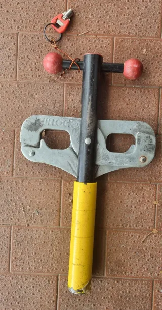 Bullock antifurto bloccapedali auto