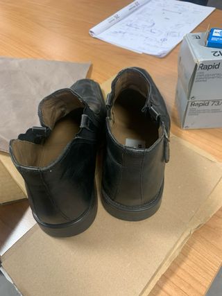 Stivaletti uomo neri con fibbia