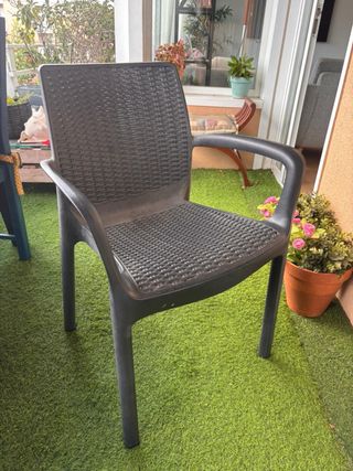 4 Sillas de Jardín Apilables