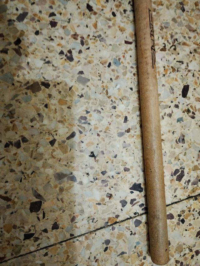 Baqueta de batería de madera