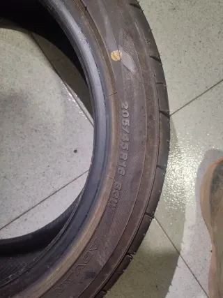 Neumáticos Yokohama Advance 205/45 R16