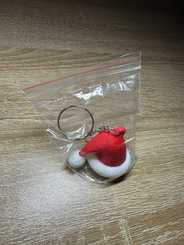 Portachiavi Cappellino Babbo Natale Rosso Bianco