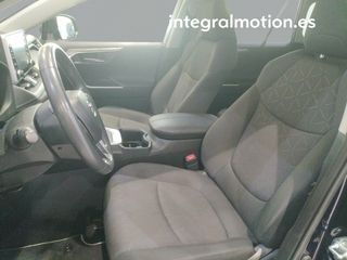 Toyota Rav4 2.5l 220H Style