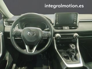 Toyota Rav4 2.5l 220H Style