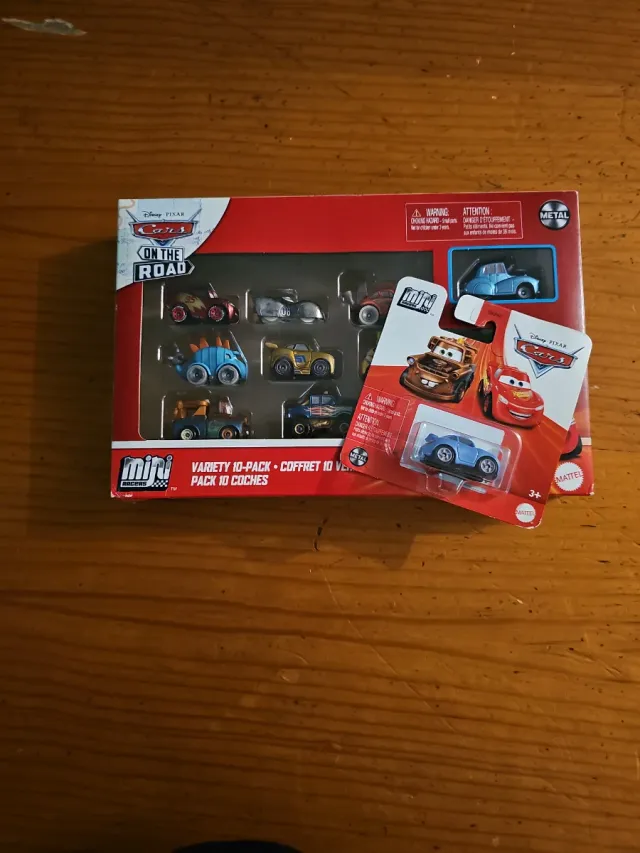 Cars Pixar 10-Pack 1:87