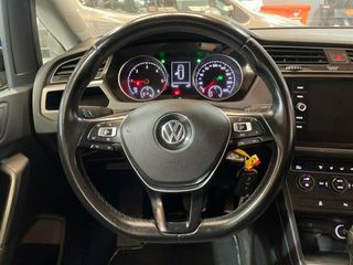 Volkswagen Touran Business 2.0 TDI 85kW (115CV) DSG