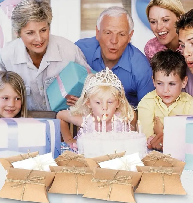 50 Cajas Almohada Kraft 9x2,5x7cm