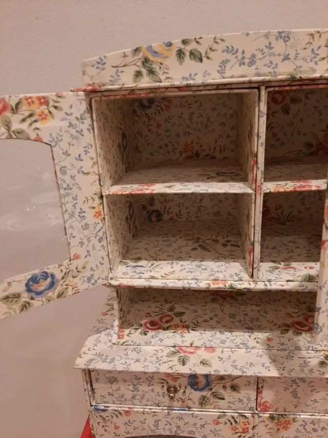 Credenzina Cofanetto Artena Capricci 90s