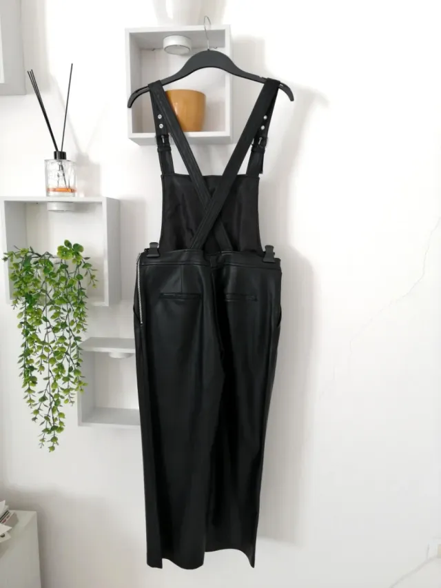 Salopette Rebel Queen ecopelle nera taglia M