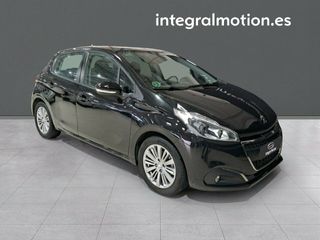 Peugeot 208 5P Signature 1.2L PureTech 60KW (82CV)