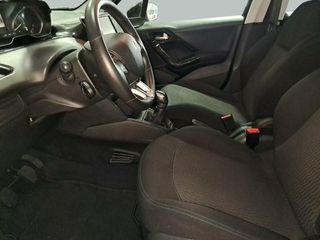Peugeot 208 5P Signature 1.2L PureTech 60KW (82CV)