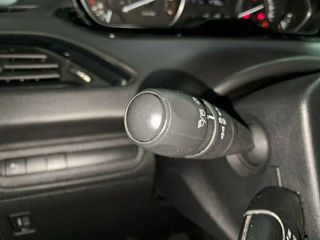 Peugeot 208 5P Signature 1.2L PureTech 60KW (82CV)