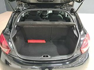 Peugeot 208 5P Signature 1.2L PureTech 60KW (82CV)
