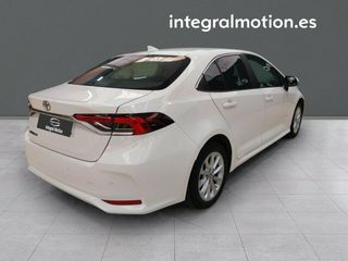Toyota Corolla Sedán  125H Active Tech 