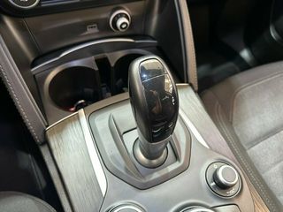 Alfa Romeo Stelvio 2.2 Diésel 118kW (160CV) Super RWD