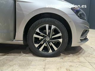 Volkswagen Golf Advance 1.0 TSI 85kW (115CV)