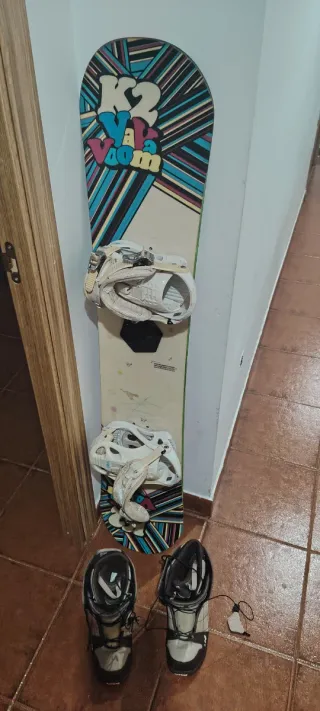 Tabla Snowboard con Fijaciones y Botas