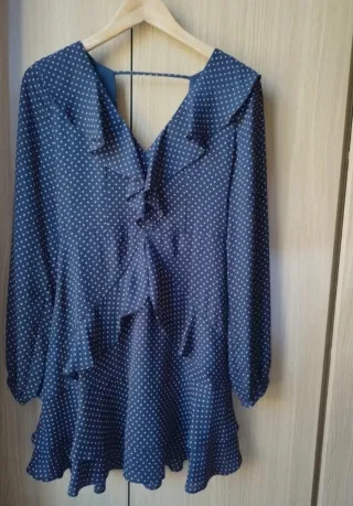 Vestido Guess lunares volantes