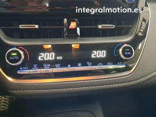 Toyota Corolla 1.8 125H BUSINESS PLUS E-CVT