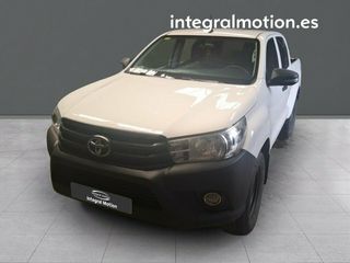 Toyota Hilux 2.4 D-4D Cabina Doble GX 
