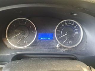 Toyota Hilux 2.4 D-4D Cabina Doble GX 