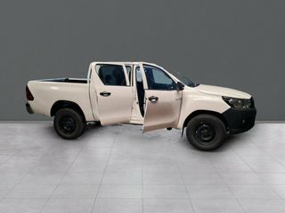 Toyota Hilux 2.4 D-4D Cabina Doble GX 