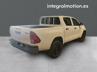 Toyota Hilux 2.4 D-4D Cabina Doble GX 