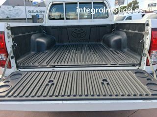 Toyota Hilux 2.4 D-4D Cabina Doble GX 