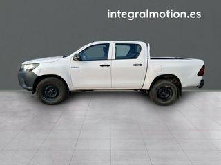 Toyota Hilux 2.4 D-4D Cabina Doble GX 