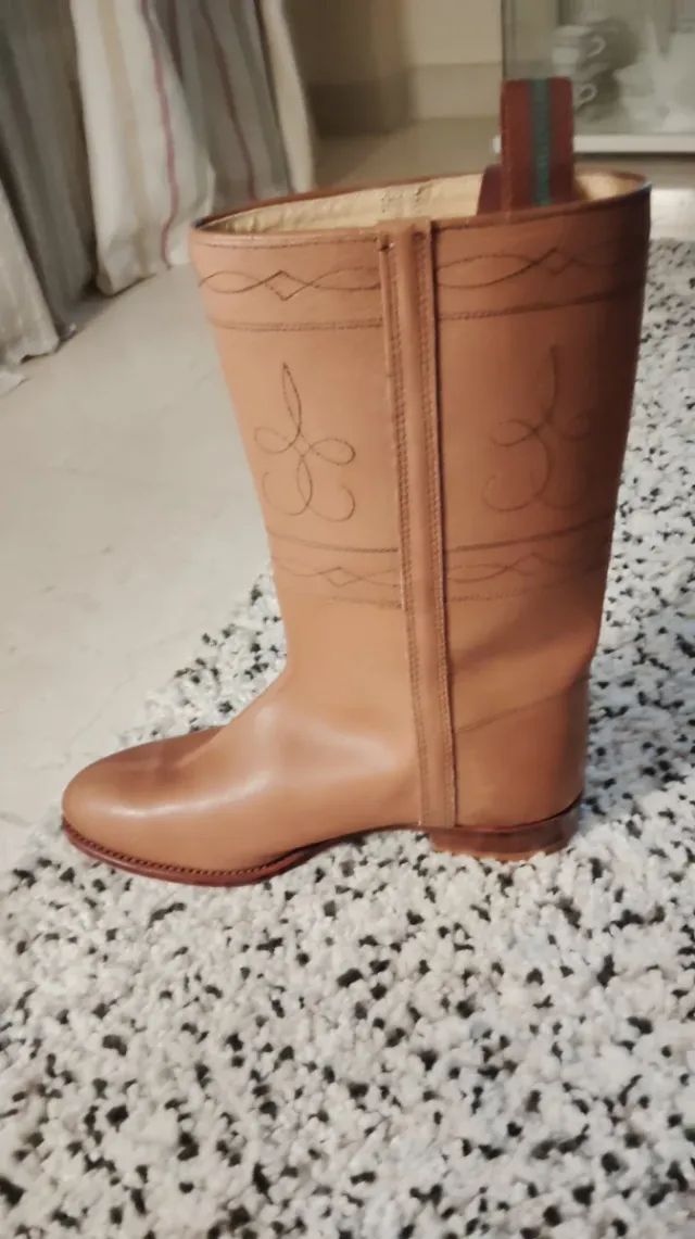 Botas Valverde del Camino T43 a estrenar camperas