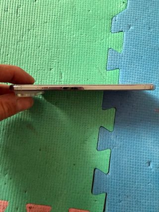 iPhone 17 air azzurro Argento con batterbaMagSafe