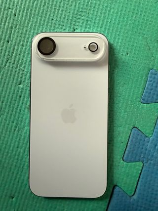 iPhone 17 air azzurro Argento con batterbaMagSafe