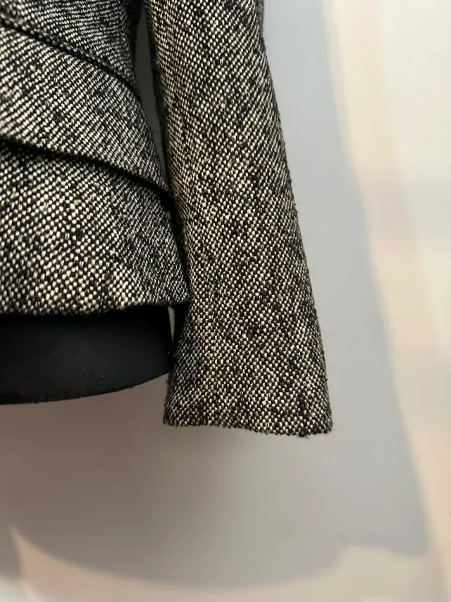 Elegante Chaqueta Carolina Herrera