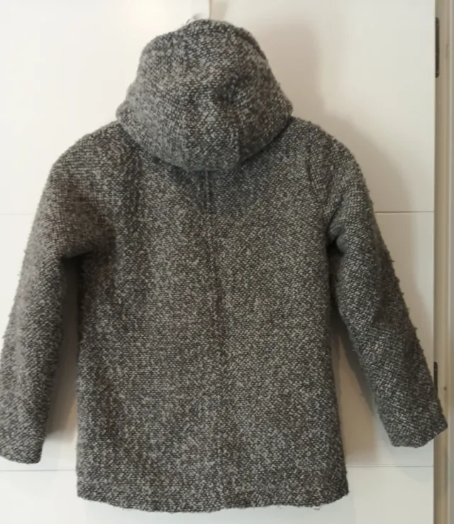 Abrigo gris borreguito. niña 
T 9-10.