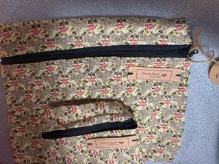 Pochette fantasia floreale vintage beige