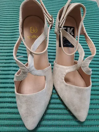 Zapatos  Tacon Dorado y Plateado