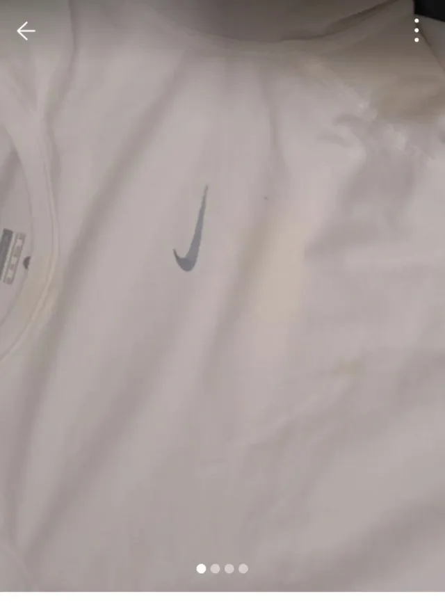 Camiseta deportiva Nike chica blanca