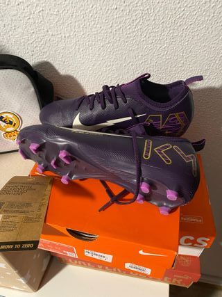Botas de fútbol Nike talla 38