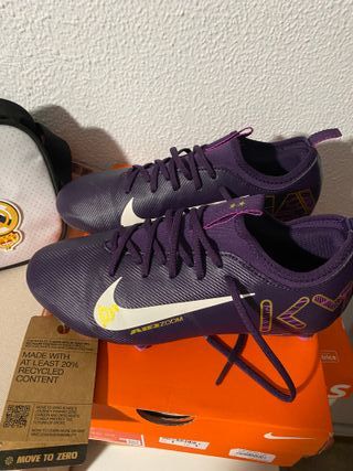 Botas de fútbol Nike talla 38