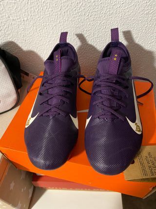 Botas de fútbol Nike talla 38