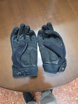 Guantes de moto negros