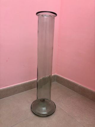 Jarrón de cristal alto