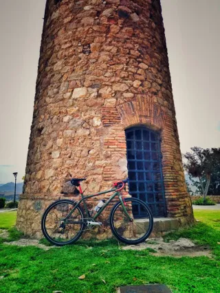 Custom gravel Bahamontes-Kona. Unica