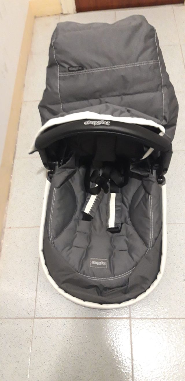 Carrito Bebé Peg Perego Gris