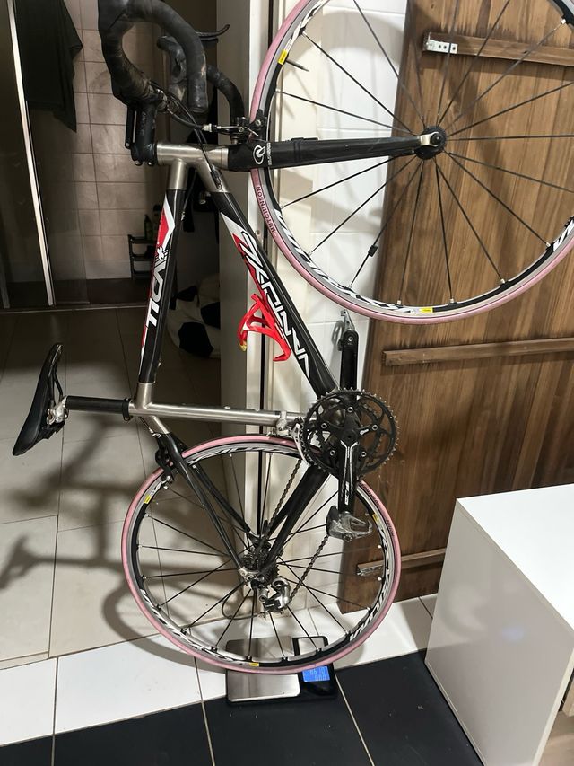 Bicicleta de carretera TICA