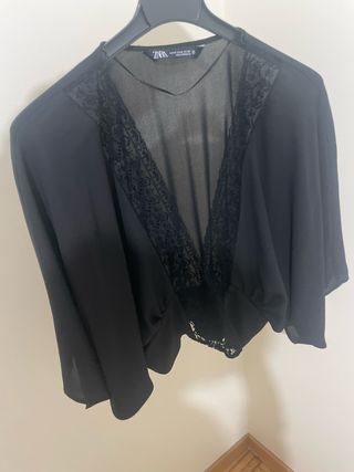 Blusa Zara Negra Encaje Talla M