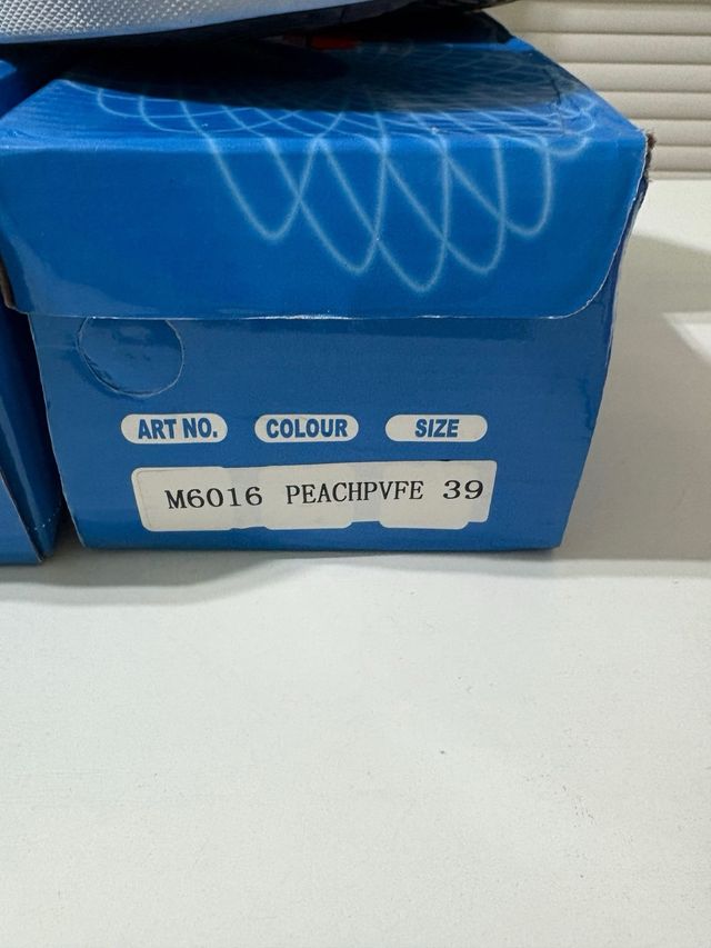 2 paia Scarpe Lana Interna Tg 39